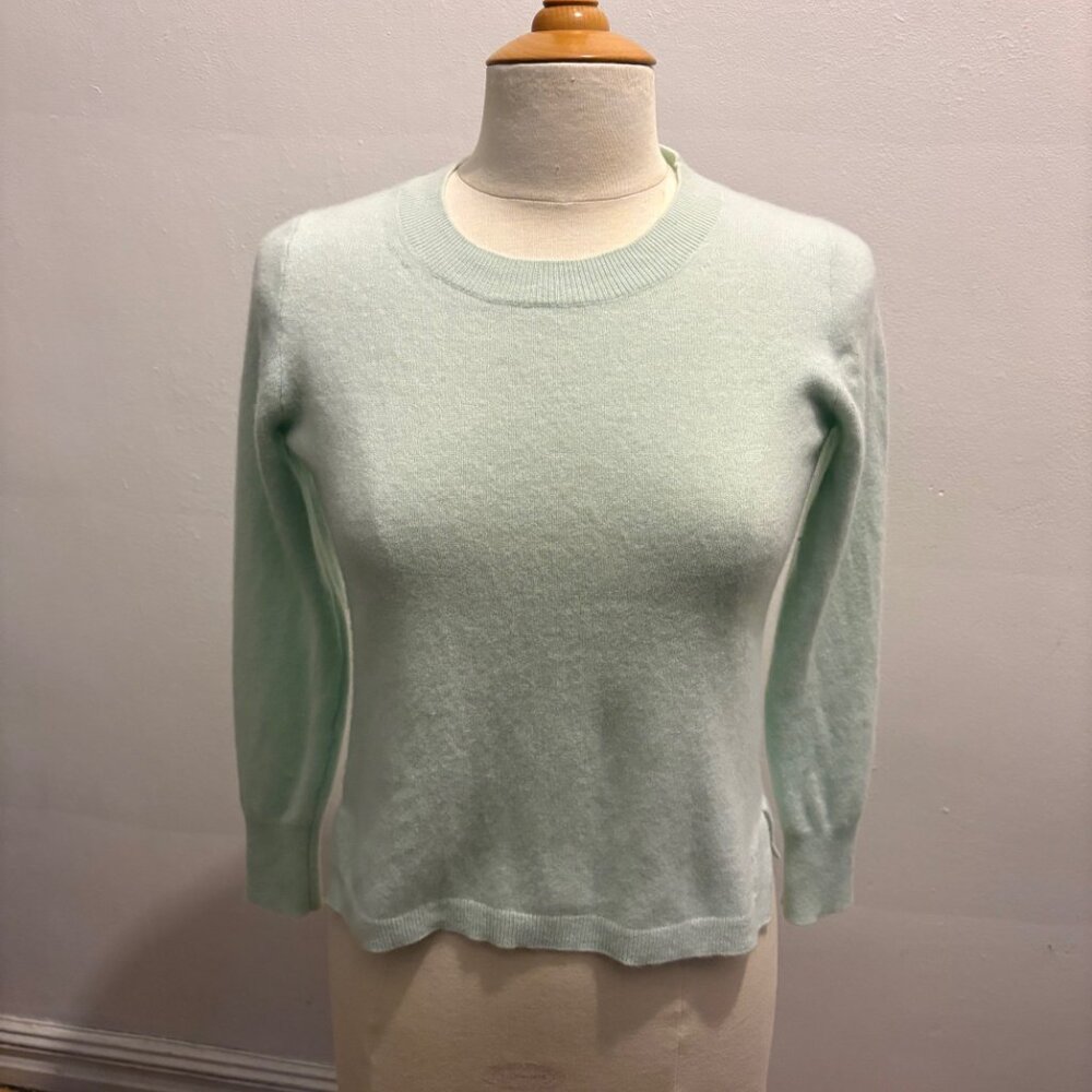 J.Crew 100% cashmere bracelet sleeve crew neck sweater in mint green - Picture 2 of 6